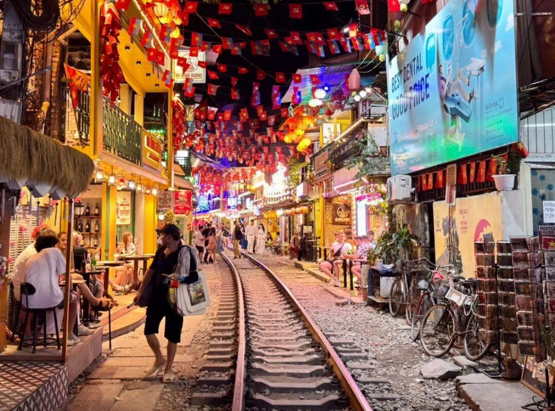 图片[1]-胡志明和河内，越南南北部夜生活差异-泰风月 – 专业泰国夜生活攻略指南