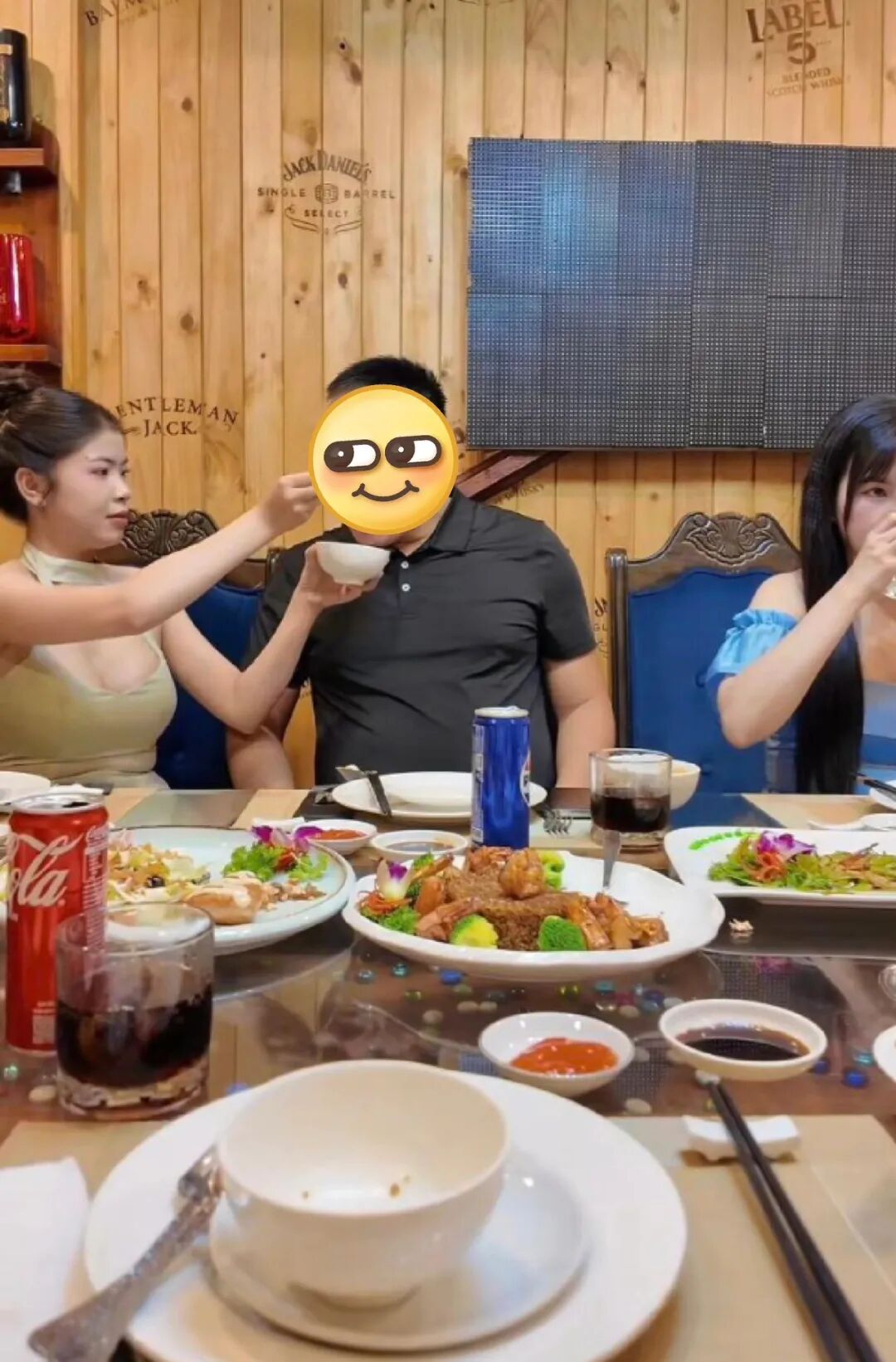 图片[5]-都好奇越式残废餐？以身试法，每日一科普被喂饭的羞耻感vs幸福感-泰风月 – 专业泰国夜生活攻略指南